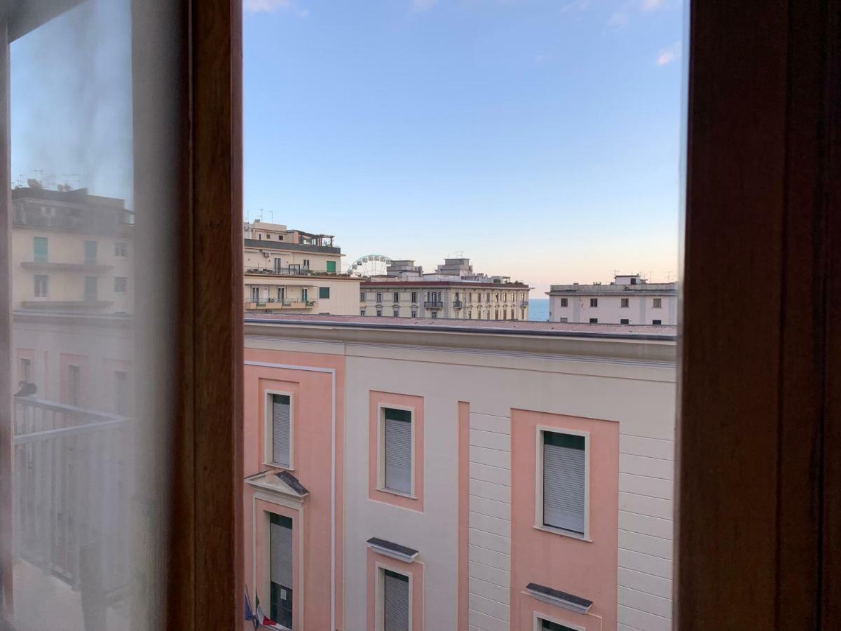Ferienwohnung Corso Vittorio Emanuele Luxury House Salerno Exterior foto